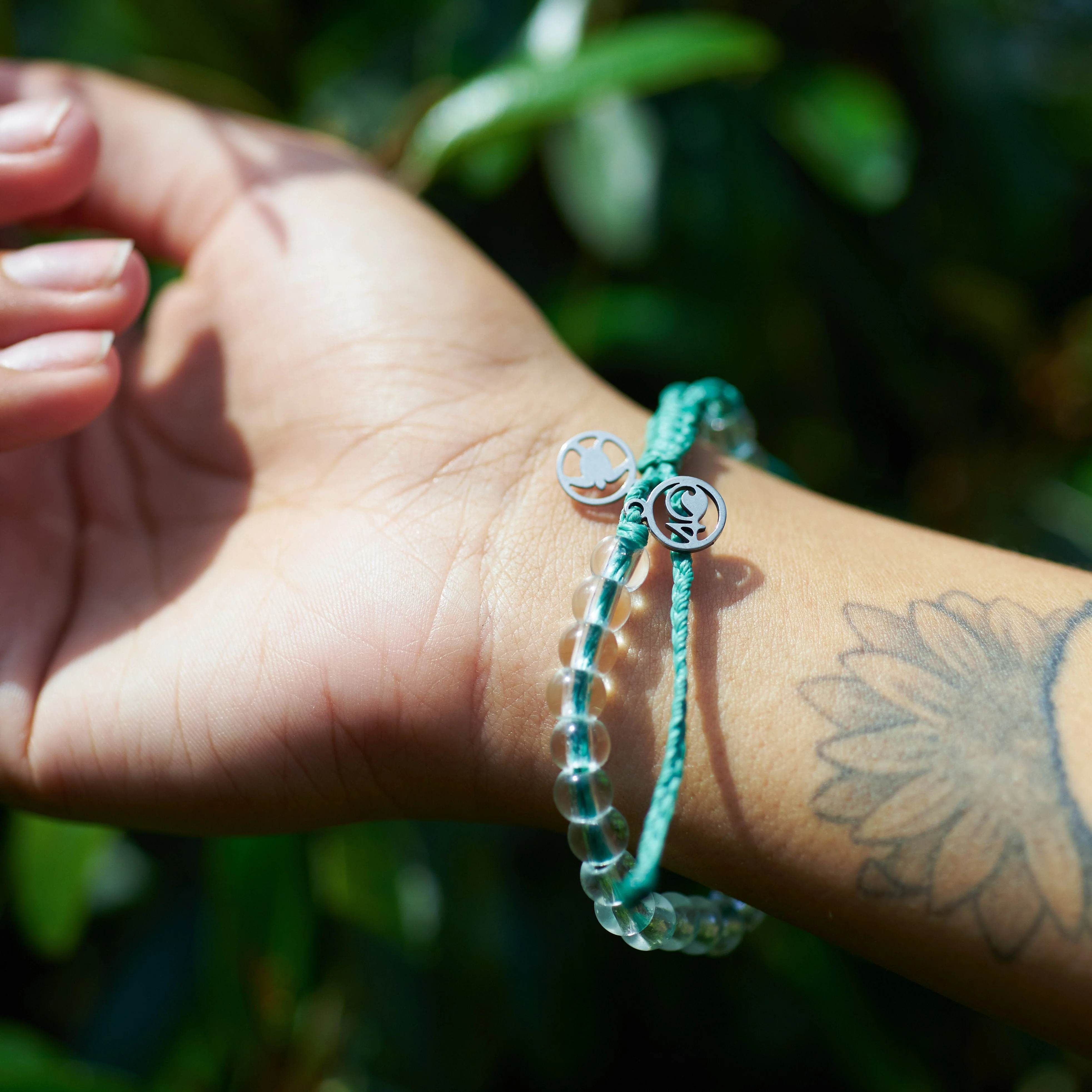 4ocean Loggerhead Sea Turtle Bracelet - Image 3