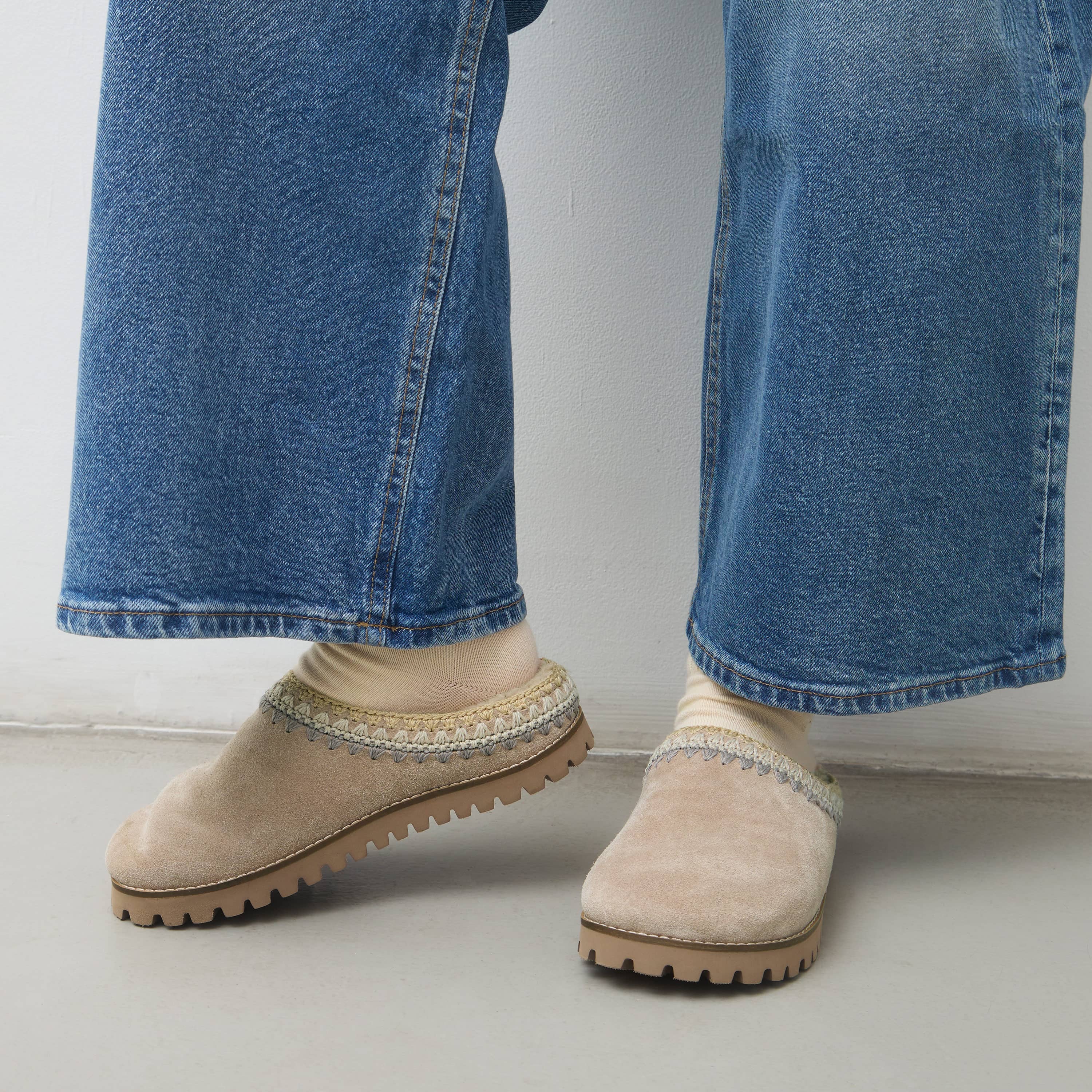 Bolinas Everyday Clog - Leather - Sand Shearling - Image 6